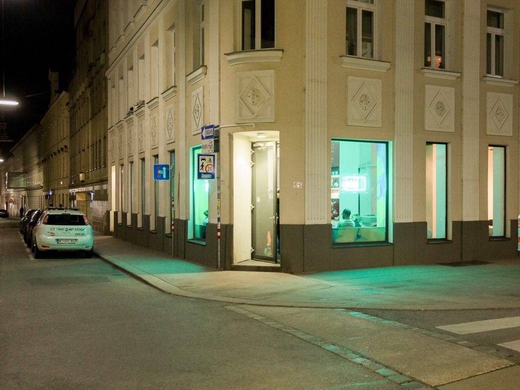 Das VREI-Café liegt direkt bei der Neubaugasse. © VREI