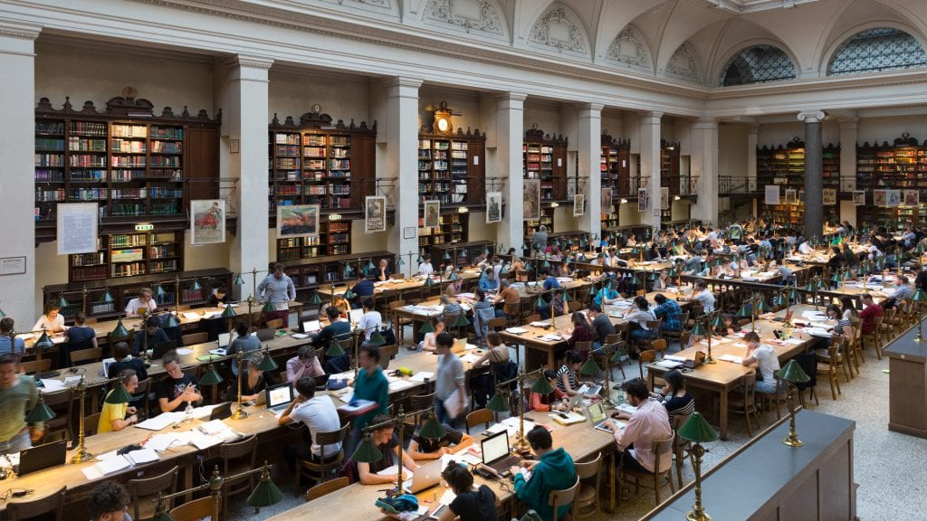 Die Hauptbibliothek der Uni Wien: Universitäts-Hauptgebäude, Universitätsring 1, 1010 Wien / © Wikimedia