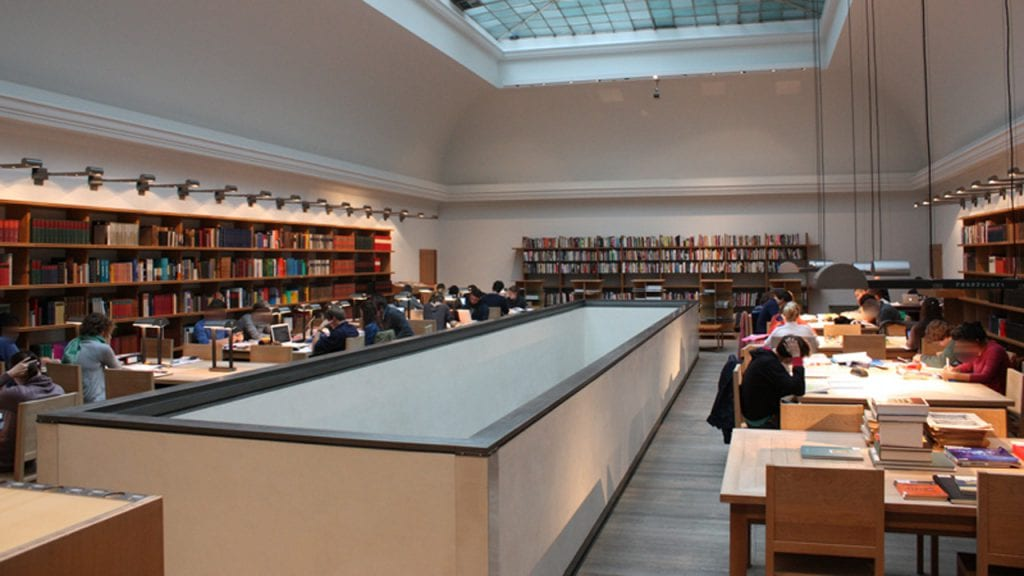 Der Lesesaal im MAK: Stubenring 5, 1010 Wien / © [Lesesaal.at](http://lesesaal.at/)