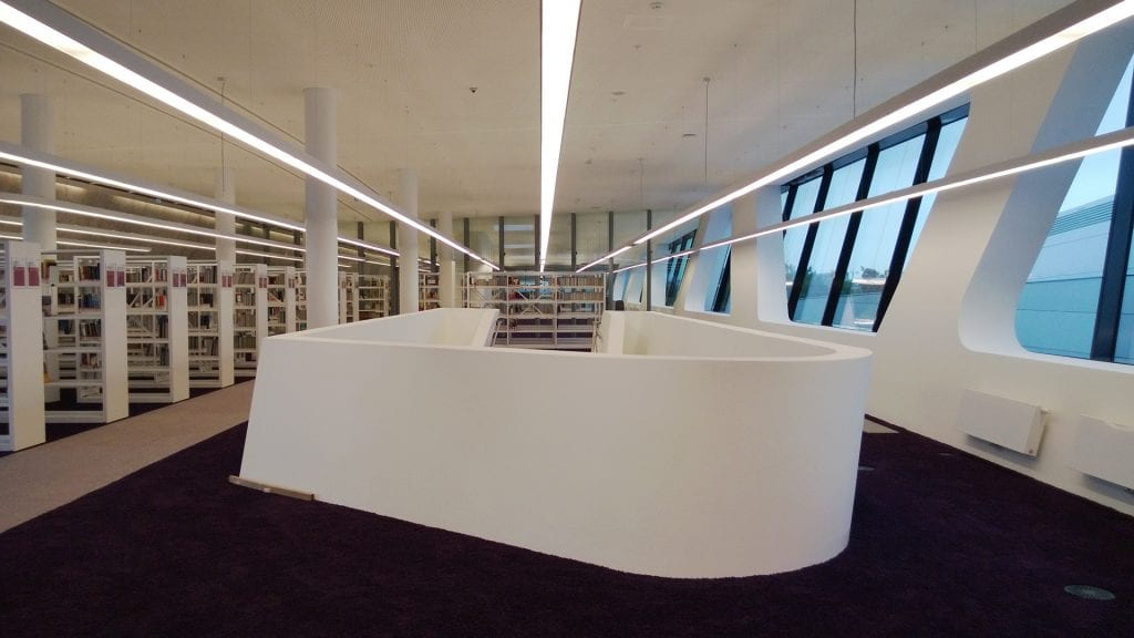 Die Bibliothek der WU Wien: Welthandelsplatz 1 1, 1020 Wien / © Wikimedia