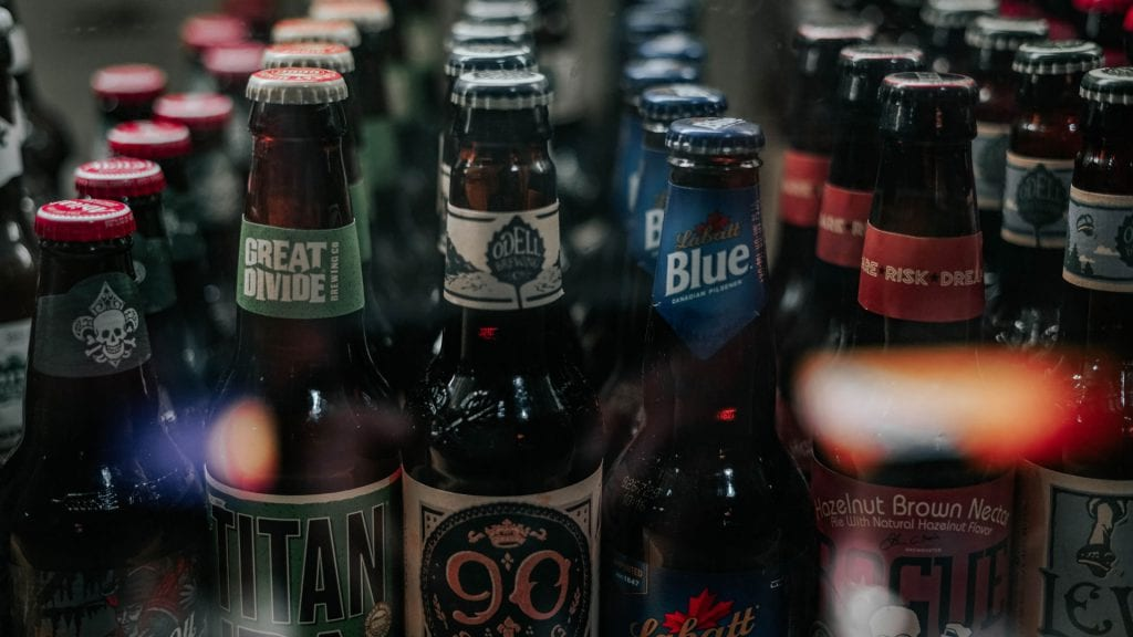 Getränke können durchaus ein gutes Weihnachtsgeschenk sein. / Foto: Rhett Wesley