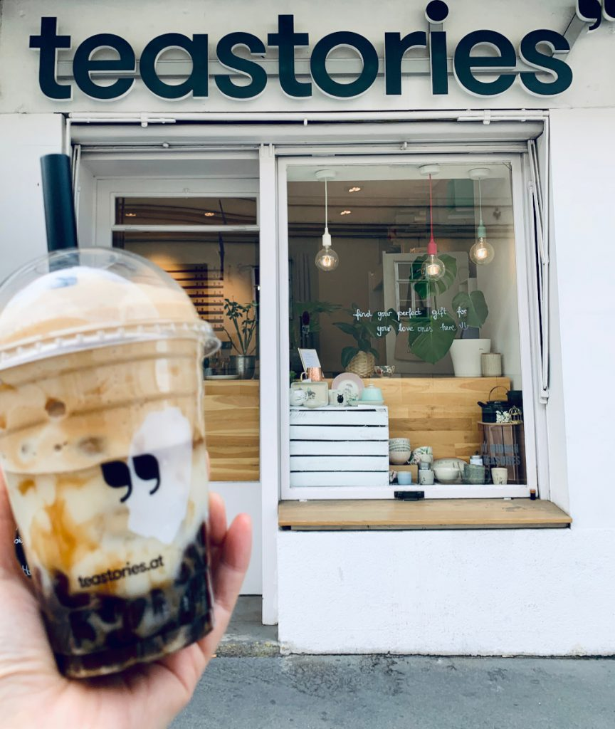 Ob kalt oder heiß: Das Teastories hat wirklich alle Tees. Foto: Teastories