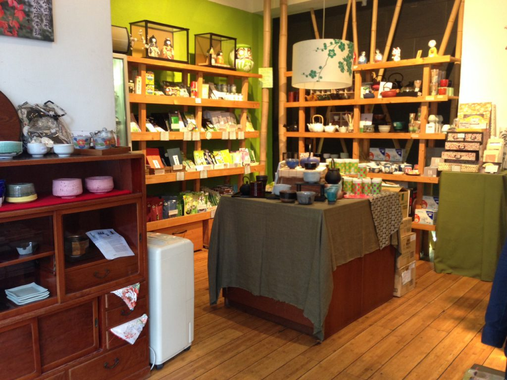 Grüntee in allen Varianten: Hier kommt Zen-Stimmung auf. Foto: Cha No Ma