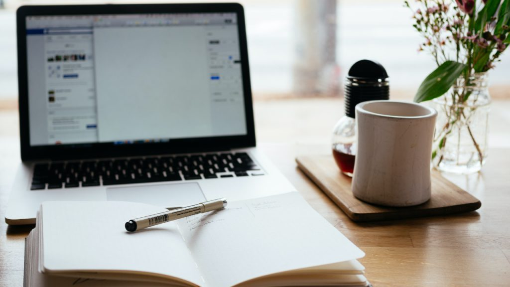 Bei jeder Art von Forschungsarbeit empfiehlt es sich übrigens, ein Forschungstagebuch zu führen. Foto: Nick Morrison / Unsplash