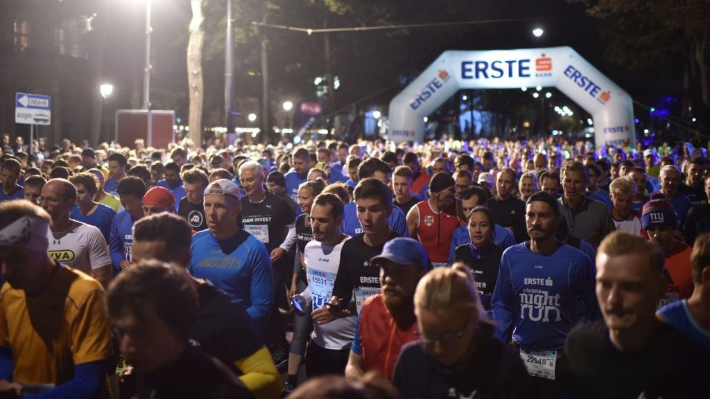 Der Start des letztjährigen Vienna Night Runs. Foto: Vienna Night Run