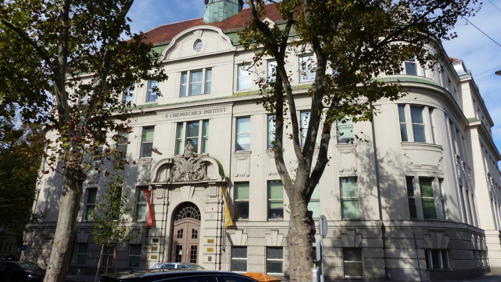 Die Fakultät für Chemie der Universität Wien ist nur eines der naturwissenschaftlichen Zentren Wiens. Foto: Dr. Bernd Gross / Wikimedia Commons